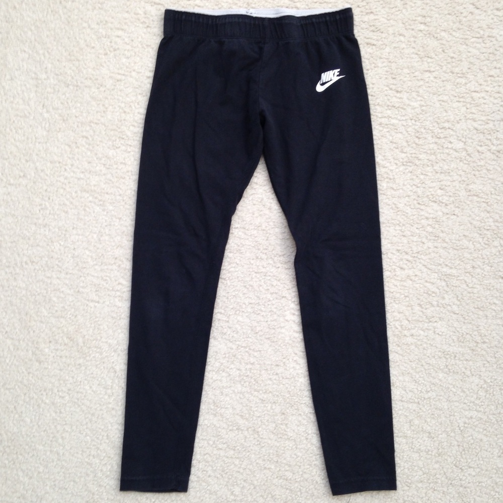 Girls Nike Black Leggings